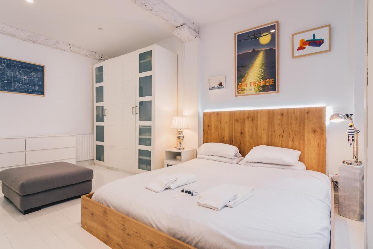 Plaza Nueva Apartment By People Rentals Bilbao Buitenkant foto