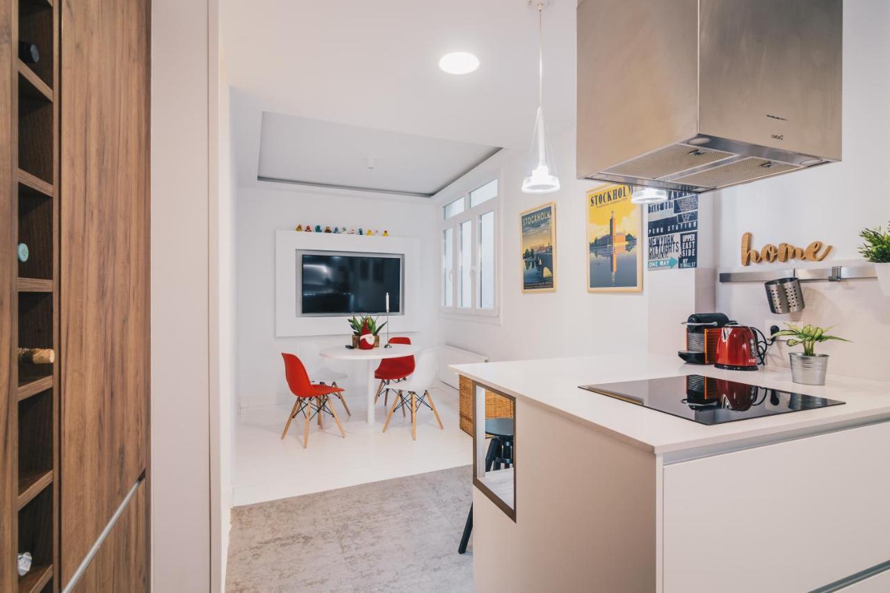Plaza Nueva Apartment By People Rentals Bilbao Buitenkant foto