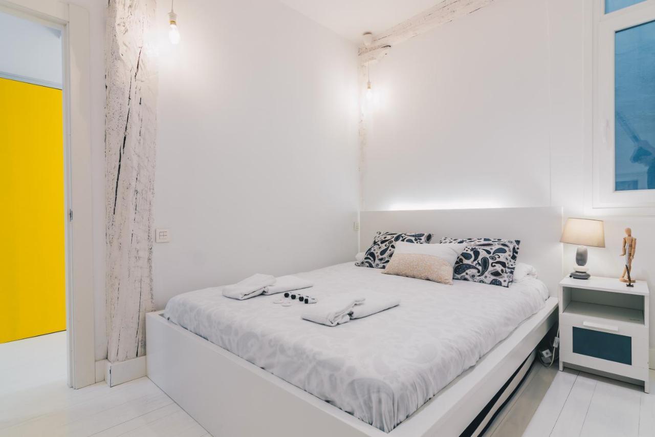 Plaza Nueva Apartment By People Rentals Bilbao Buitenkant foto