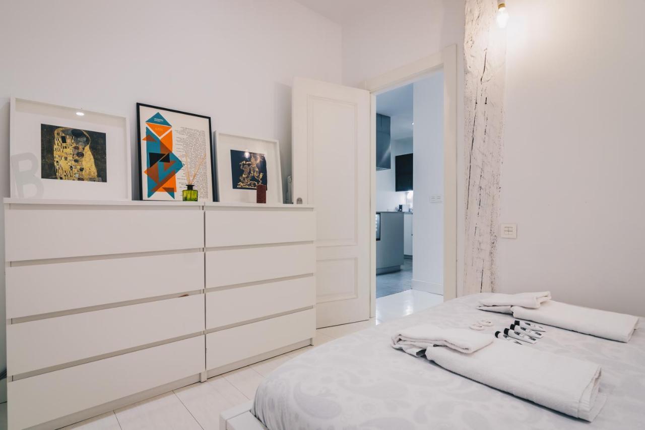 Plaza Nueva Apartment By People Rentals Bilbao Buitenkant foto