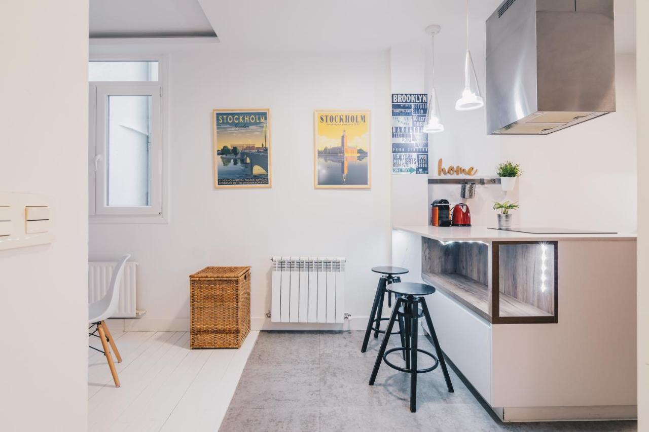 Plaza Nueva Apartment By People Rentals Bilbao Buitenkant foto