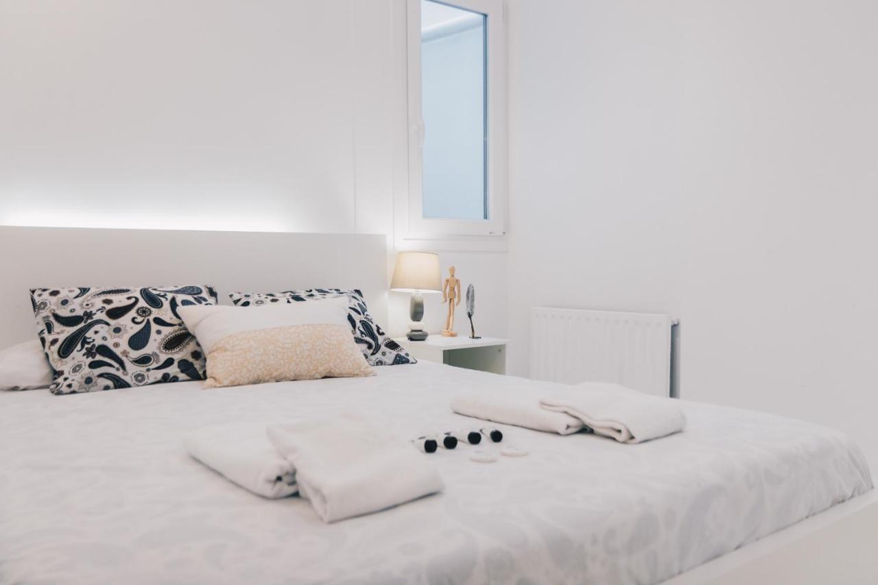 Plaza Nueva Apartment By People Rentals Bilbao Buitenkant foto